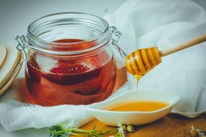5 Amazing Health Benefits of Eating Honey in Hindi | Sahad ke Fayde (शहद के फायदे)